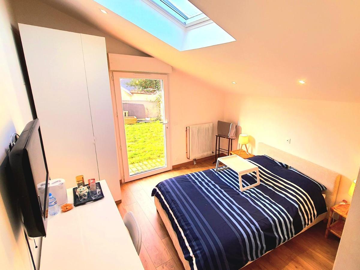 Chambre Paisible Chez L'Habitant En Rez De Chaussee Avec Salle D'Eau 10 Min Gare Et Centre Ville Evreux Exterior photo